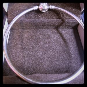 New pandora bangle bracelet